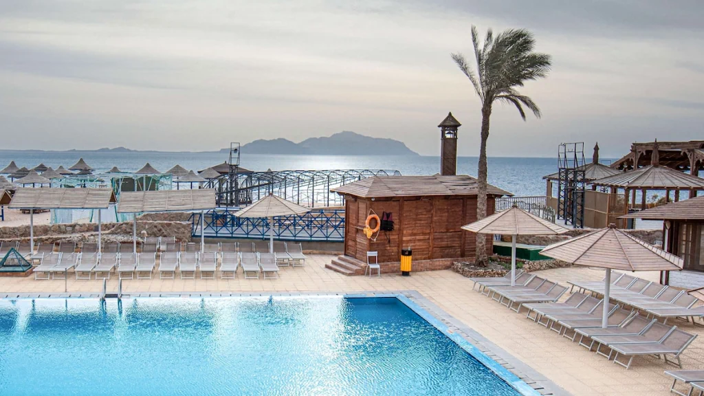 الفندق بيراميزا بيتش ريزورت - شرم الشيخ